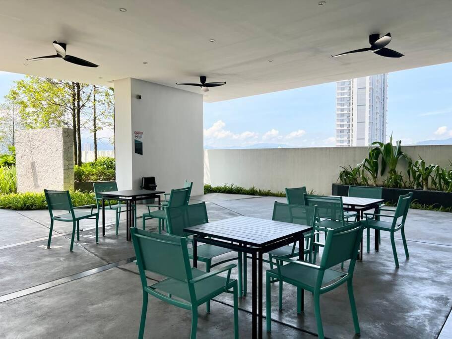 Continew Pudu Nr Ikea Cheras 2br-6pax-1park-wi-fi Pangsapuri