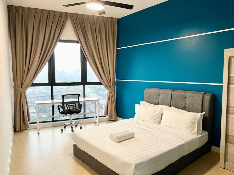 Continew Pudu Nr Ikea Cheras 2br-6pax-1park-wi-fi Pangsapuri